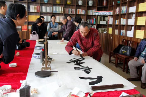  河北省三河市燕郊高新區(qū)“文化惠民”系列活動(dòng)拉開(kāi)序幕