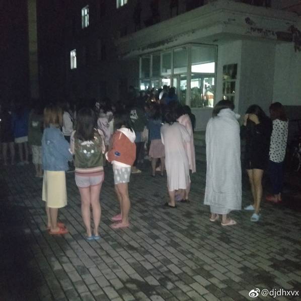 吉林松原發生5.7級地震 群眾深夜被震醒