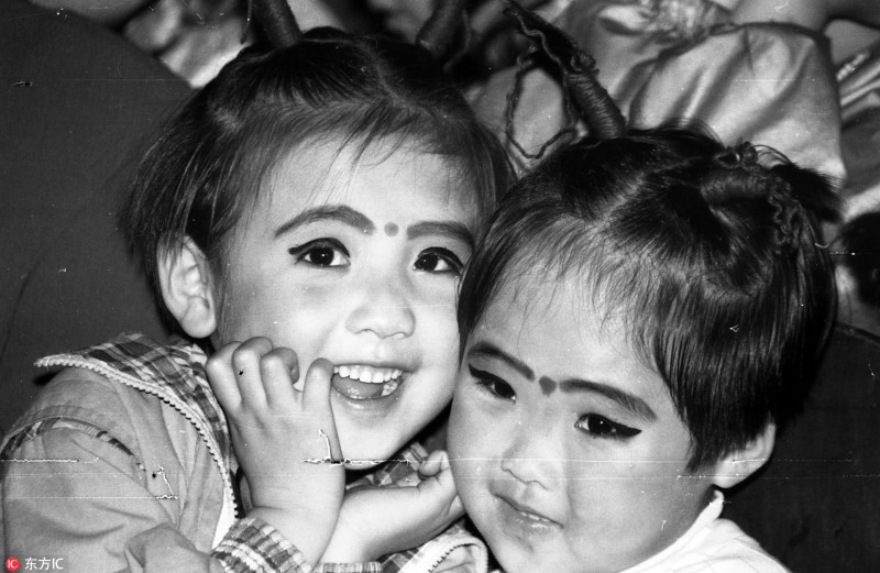 又快到六一了！回顧黑白彩色膠片 你可曾有過這樣萌萌的童年時光