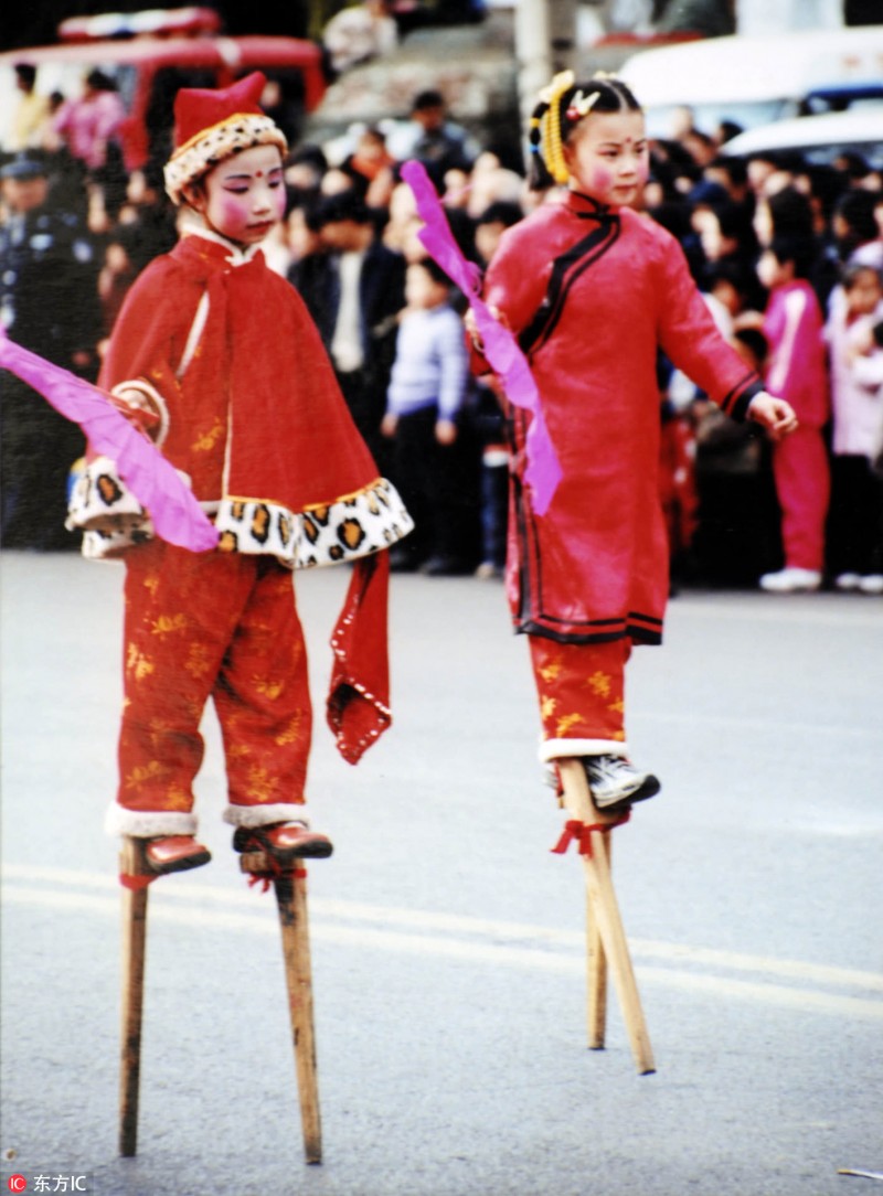 又快到六一了！回顧黑白彩色膠片 你可曾有過這樣萌萌的童年時光