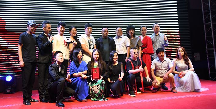 中小學法治教育讀本普法進亳州發布會成功舉辦