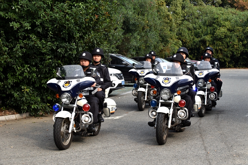 北侖公安機關舉行“社會治安百日攻堅戰”誓師大會