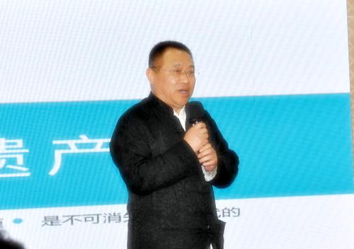 中醫(yī)藥文化健康產業(yè)高峰論壇暨授牌儀式在京舉行