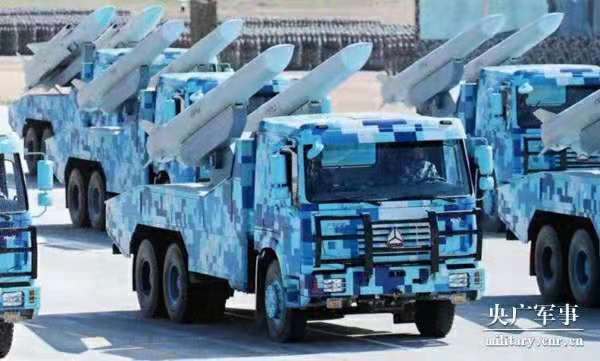 閱兵·檔案|2017慶祝建軍90周年閱兵:野戰(zhàn)化沙場(chǎng)點(diǎn)兵