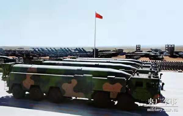 閱兵·檔案|2017慶祝建軍90周年閱兵:野戰(zhàn)化沙場(chǎng)點(diǎn)兵