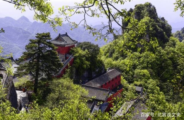 武當道姑李誠玉：活到118歲，晚年生黑發長新牙，臨終留下三個字