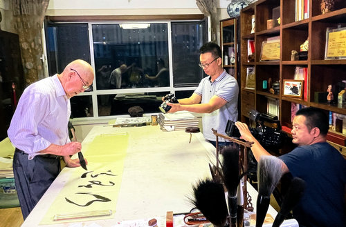 中國當代藝術經典名家王云鵬大型研究畫冊正式出版