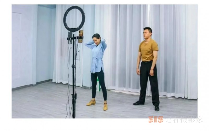 密蘭小鎮(zhèn)直播基地啟動(dòng)，“錦榮系”紡織服裝產(chǎn)業(yè)鏈再延伸