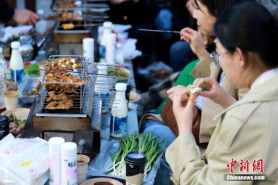 “喊話推薦其他山東城市”，淄博“五一”會(huì)有多火？