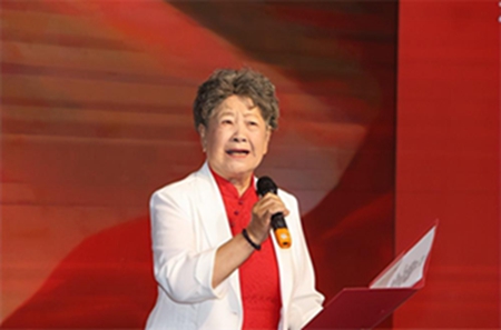 中華詩(shī)詞學(xué)會(huì)詩(shī)頌三部曲暨演藝界詩(shī)詞作品朗誦大會(huì)在京舉辦