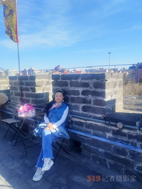 春分時節明城墻樂游賞梅