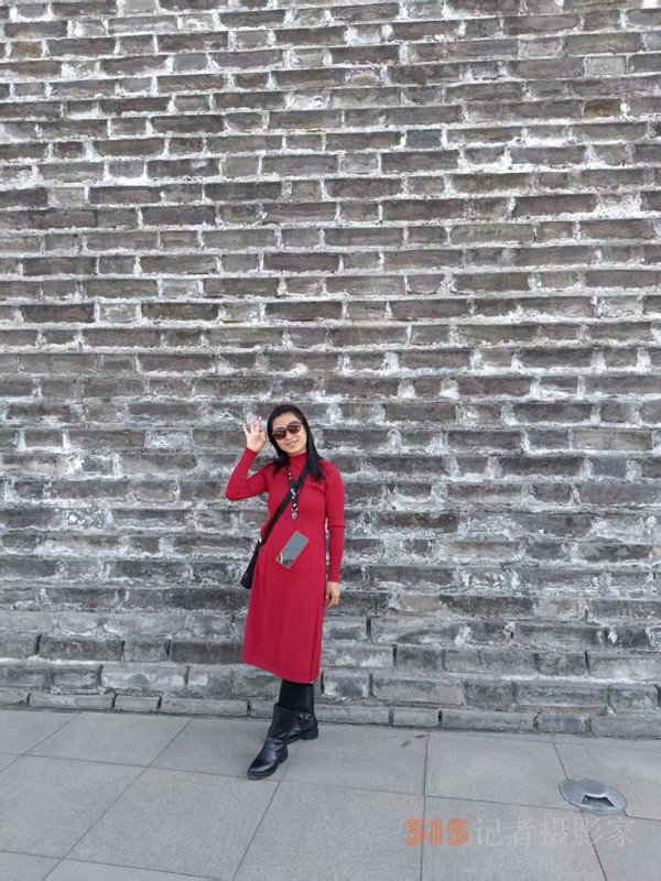 春分時節明城墻樂游賞梅