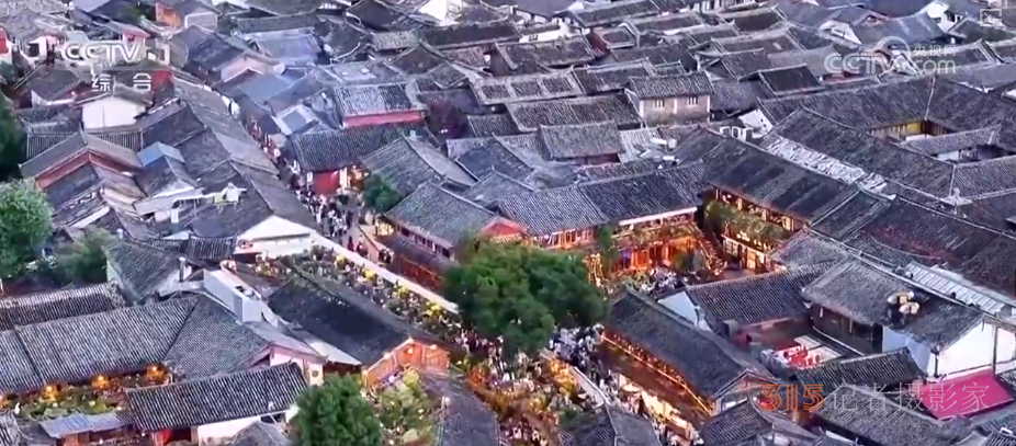 “清爽”文旅燃動(dòng)暑期“熱”經(jīng)濟(jì) “網(wǎng)紅”項(xiàng)目激活“逗留型旅游”活力