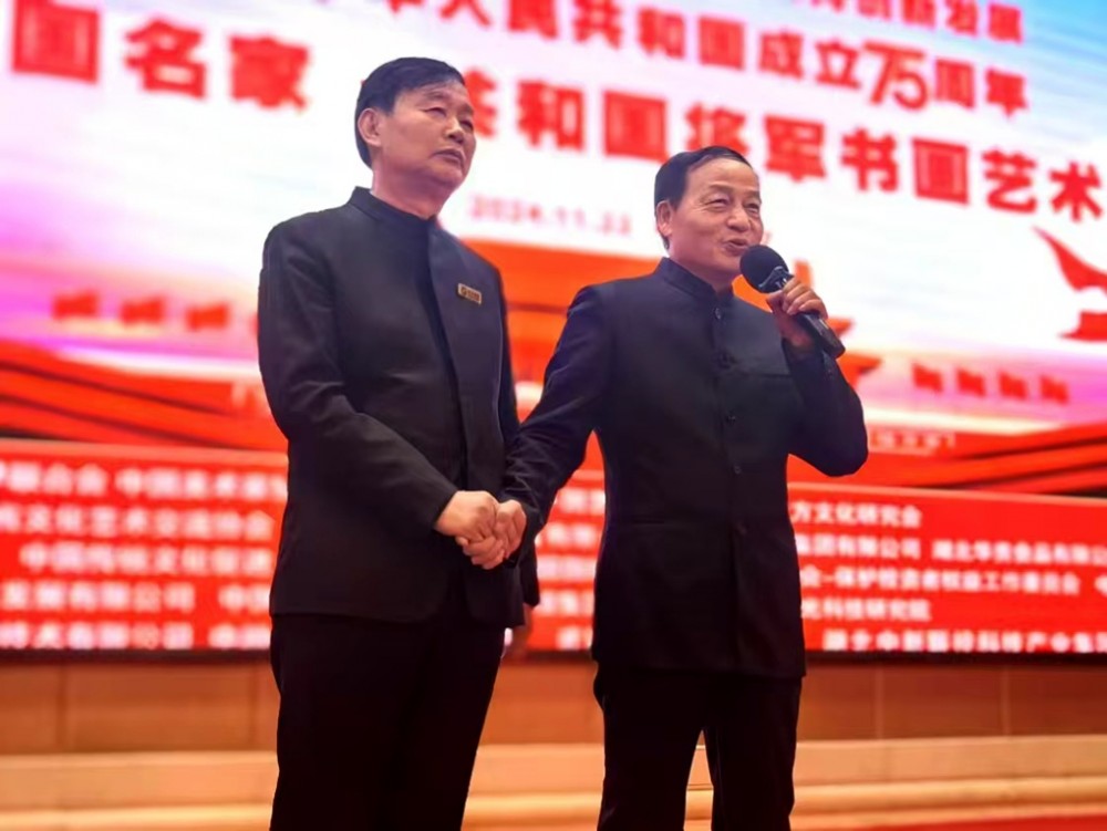 軍地書(shū)畫(huà)界核心領(lǐng)軍人物祝天華在中國(guó)軍地書(shū)畫(huà)界的巨大影響力