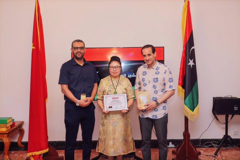 北京御鑫堂中醫(yī)研究院院長于忠新女士受邀出席馬里共和國大使館與利比亞大使館國際中醫(yī)文化交流活動