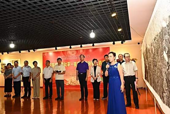 “銘記歷史 珍愛和平——崔寧抗日戰(zhàn)爭長卷展” 在龍口市美術(shù)館震撼展出