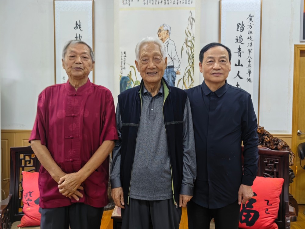 方祖歧同志為中國(guó)軍地書畫院題寫院名 勉勵(lì)創(chuàng)建一流書畫院