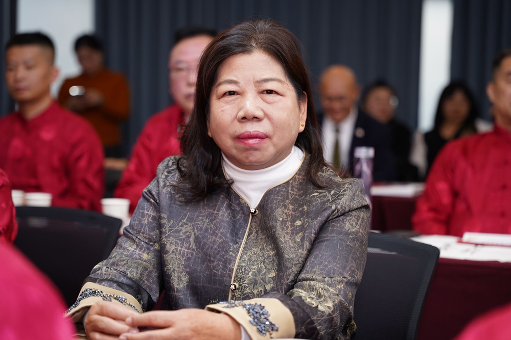 山西杏花國賓酒業(yè)攜手紅墻御醫(yī)胡維勤，共促養(yǎng)生酒文化傳承創(chuàng)新