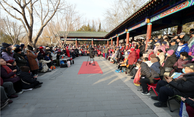 男高音歌唱家魏廣德在北京蓮花池公園舉辦個(gè)人獨(dú)唱義演音樂會
