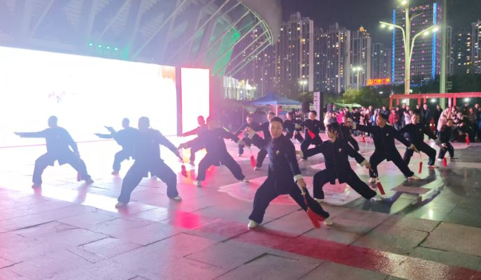 體育鬧元宵，太極展風(fēng)采