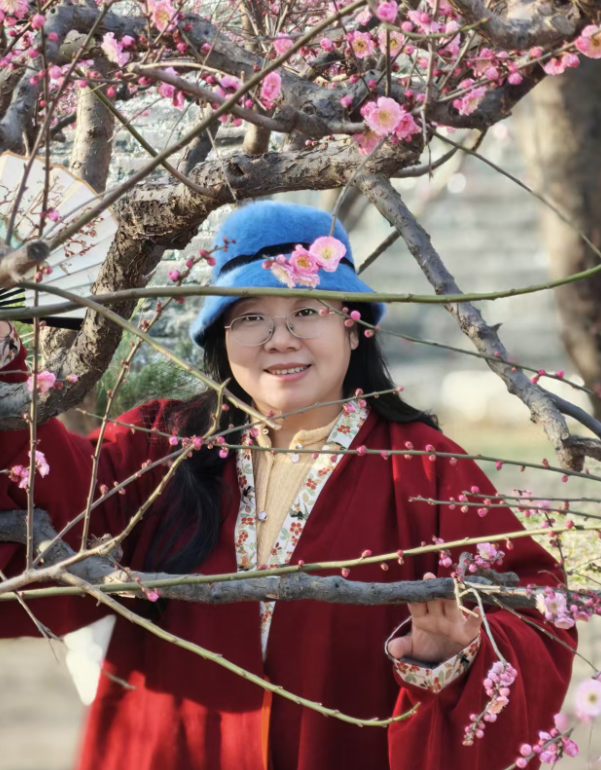 樂定坊AI俱樂部明城墻遺址公園賞花采風(fēng)雅聚活動