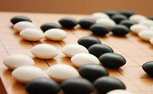 柯潔別做夢了！人類再進化5000年也干不過AlphaGo