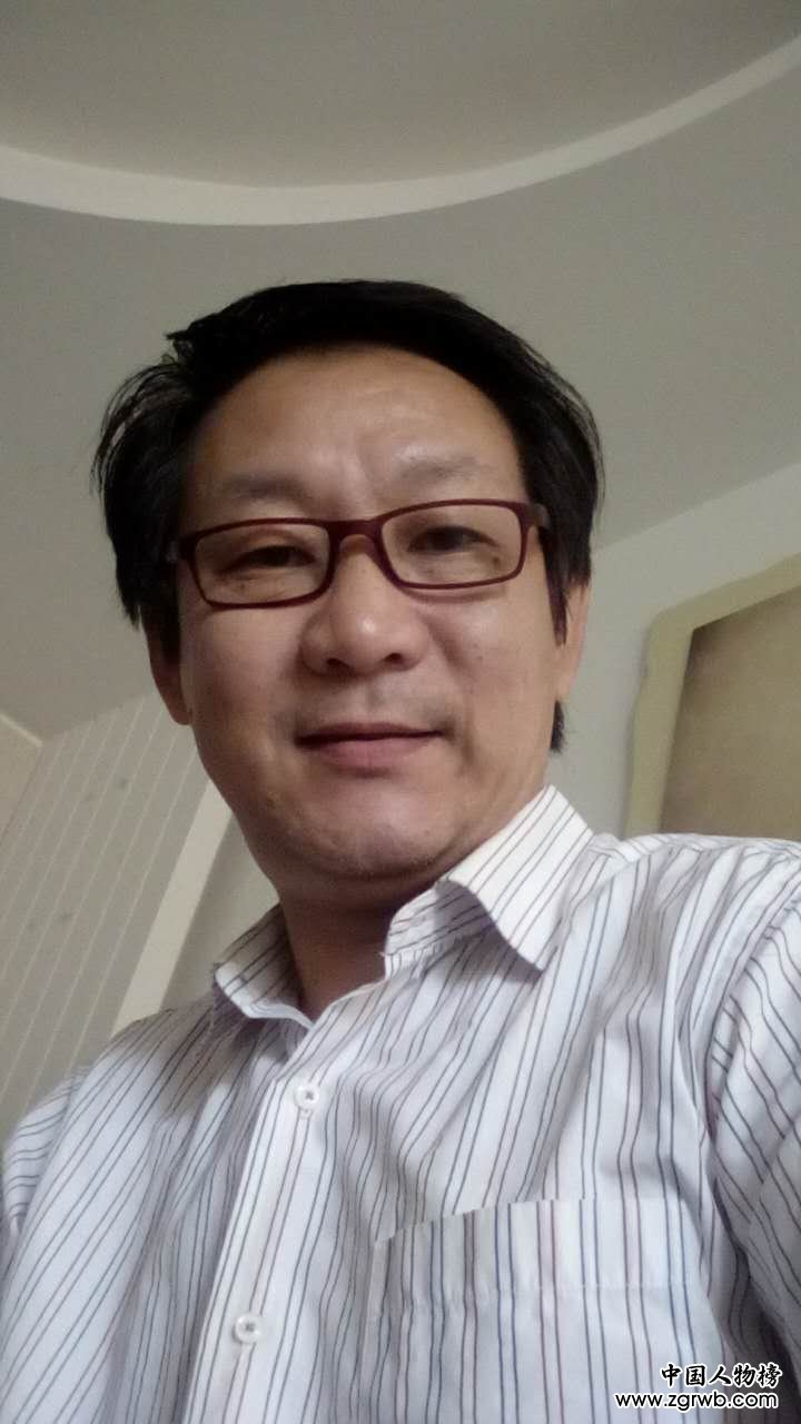 趙愛國--雙面中國畫發明人