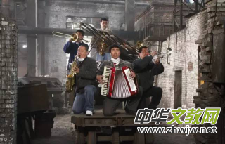 是《我是范雨素》不可思議，還是你從未走近過熱愛文學的勞動者？