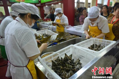 你吃甜粽子還是咸粽子？不管怎樣，這些粽子別買！