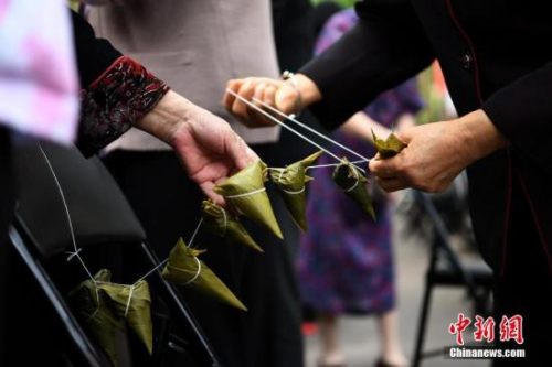 你吃甜粽子還是咸粽子？不管怎樣，這些粽子別買！