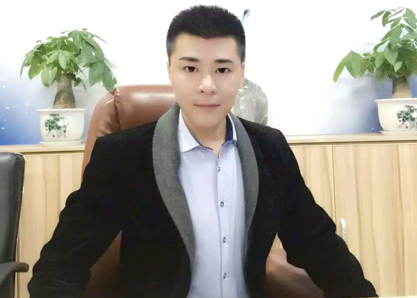 德隆酒業(yè)《愛》酒行動(dòng) 電影《六月的雪》即將開拍