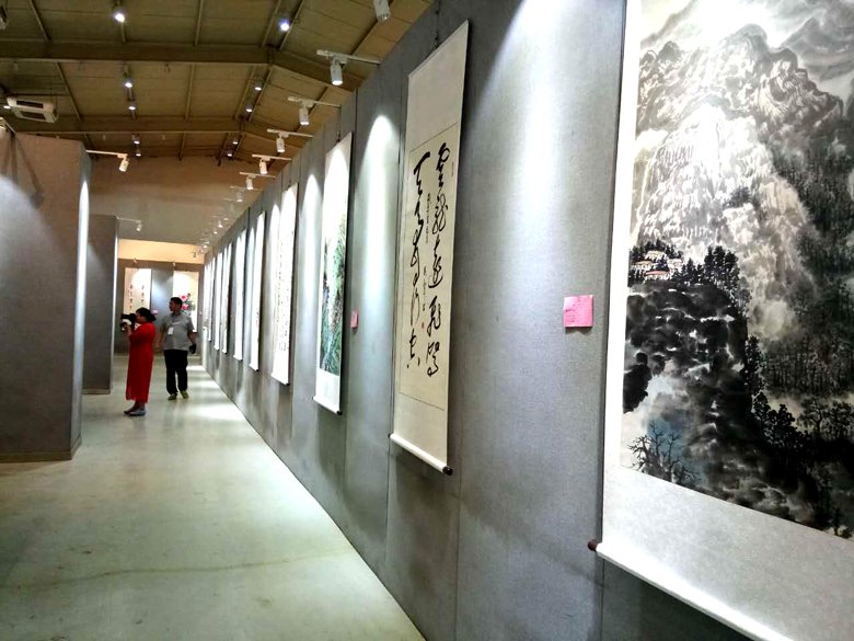 中華靳氏第二屆書畫藝術研討會書畫展在北京召開