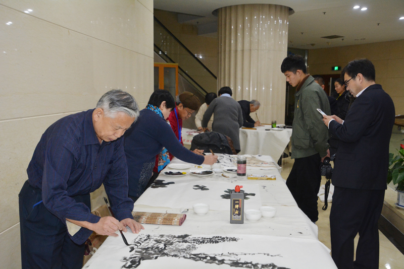 第六屆中國民營企業自主創新品牌推廣暨優秀民營企業家表彰大會”在京舉行