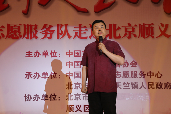 到人民中去！藝術家下基層受熱捧