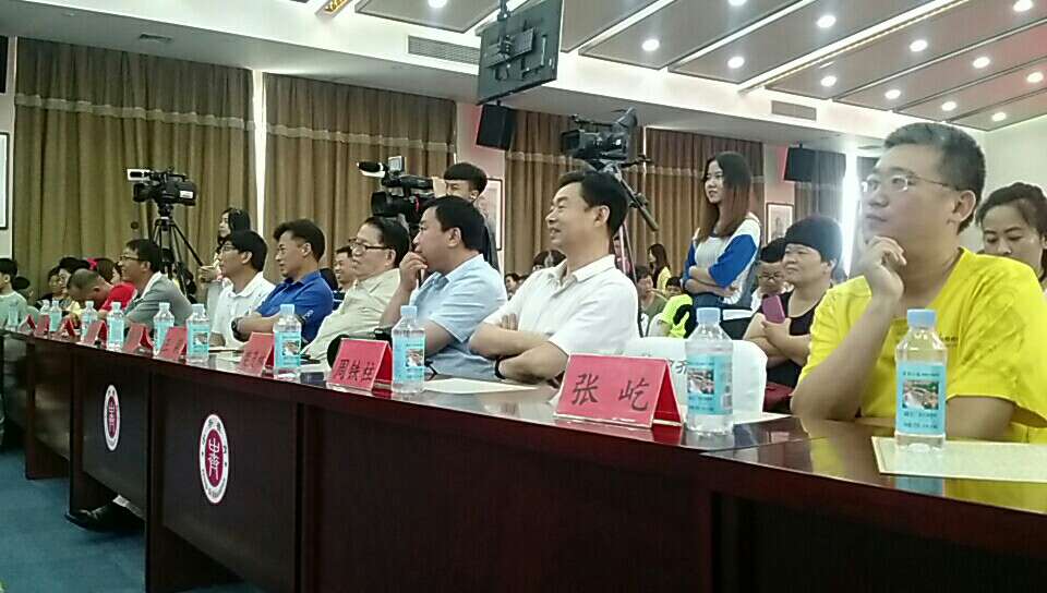 中齊國學教育舉行（品味端午傳承經典）紀念屈原詩辭大會