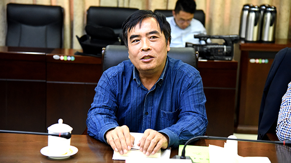 《作家報》總編張富英向家鄉山東陽信捐贈文學書籍