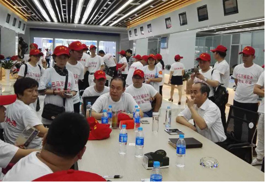 萬家福:用雷鋒精神打造現代企業健康文化
