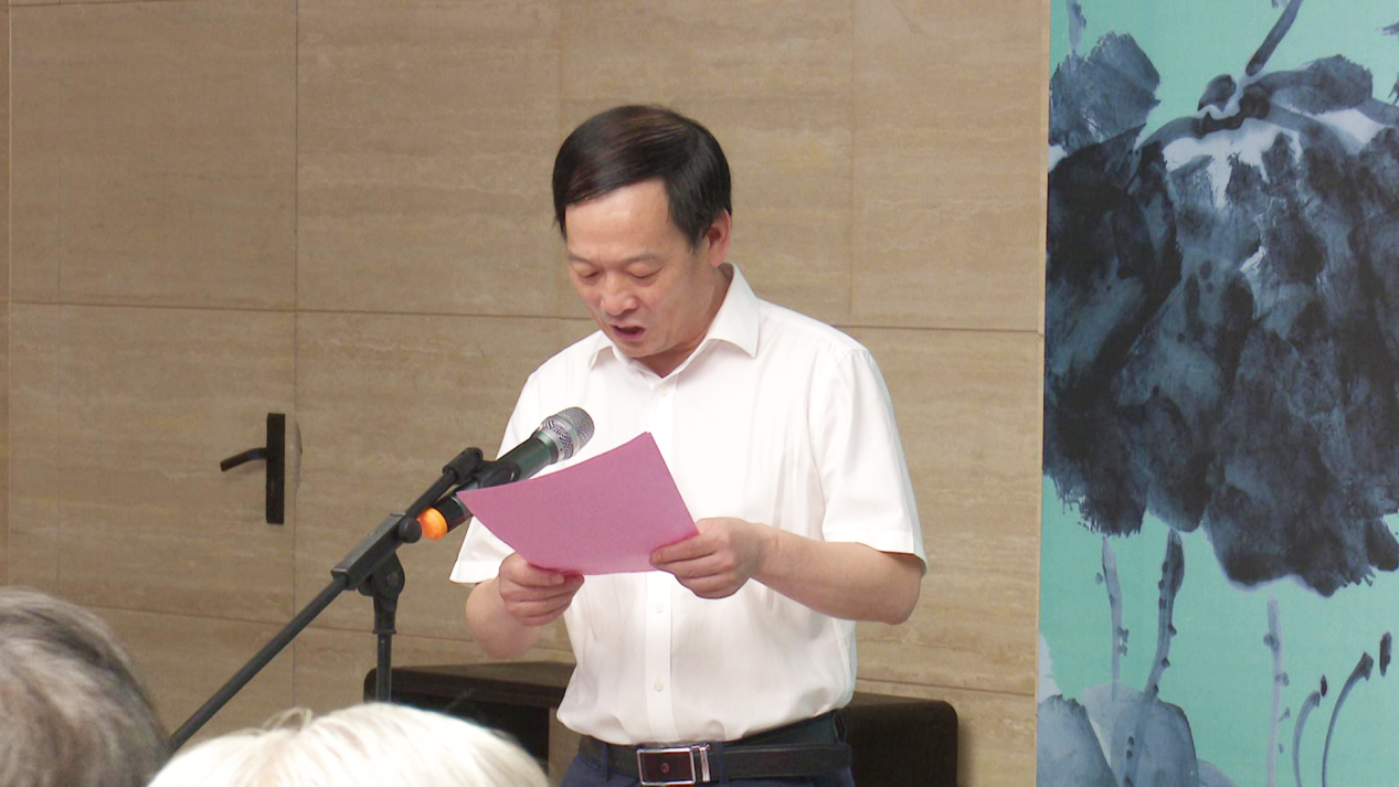 名家幫教結碩果 師徒丹青頌華章