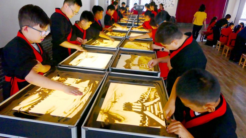 中聯潤騏教育國學研修營獻禮祖國70華誕