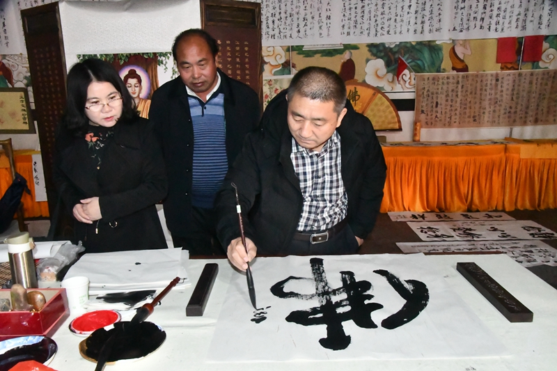 中國文藝名家五臺山藝術之旅暨全國優秀文藝作品征評頒獎典禮在五臺山舉行