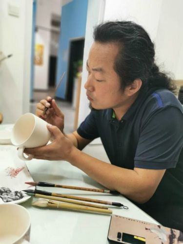 掌心溫度~田江創(chuàng)作圖 掌心溫度~田江創(chuàng)作圖