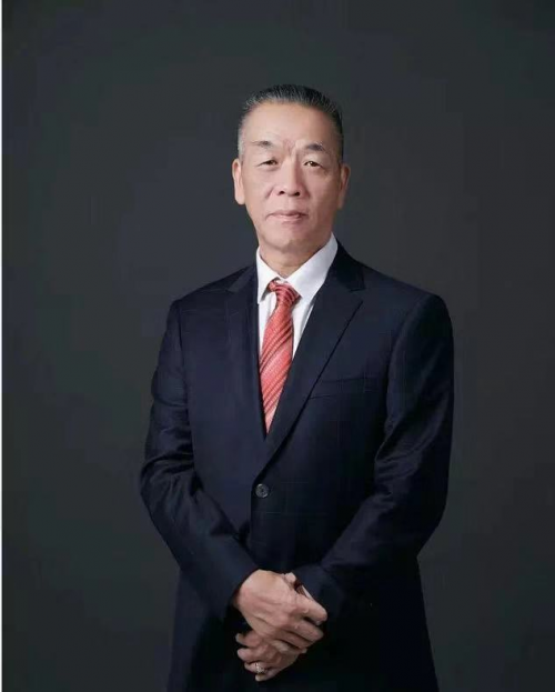 中國巨蝦創始人——鄭金春喜獲第六屆中國企業創新發展年度峰會優秀新銳人物獎
