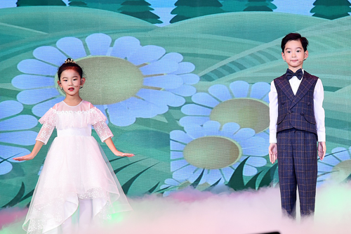不忘初心，牢記使命，學(xué)雷鋒永遠(yuǎn)在路上——2020第四屆雷鋒春晚隆重開演