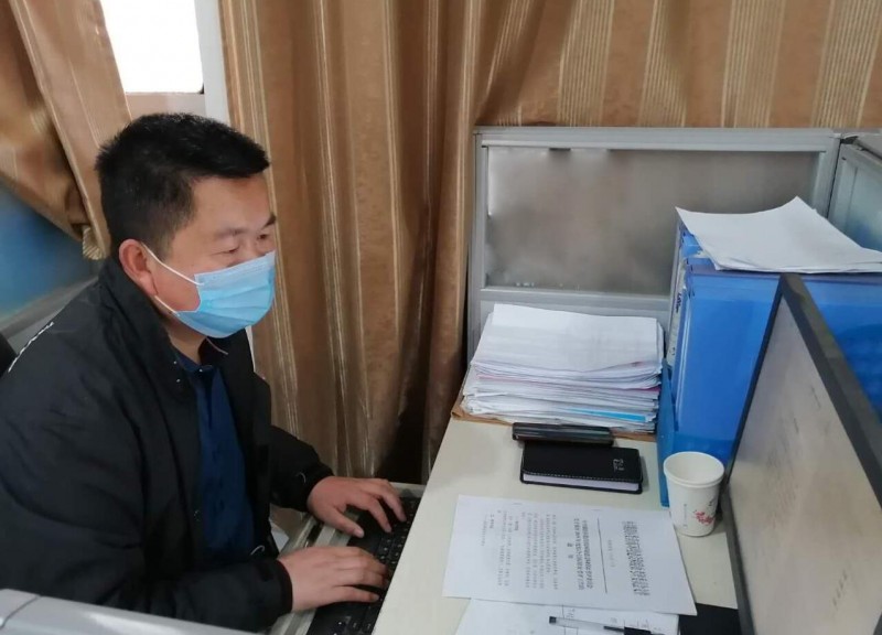 勤懇實干講奉獻  抗擊疫情守一線 ——記駐村干部黨德敬