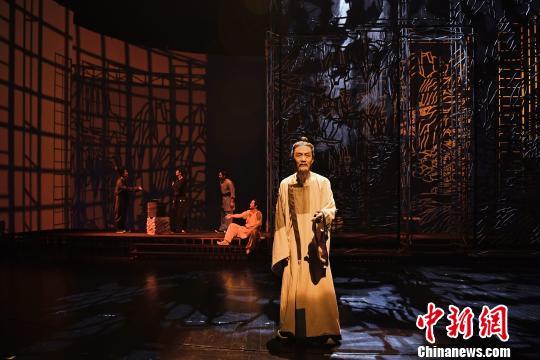 如何限制演員高片酬？政協委員馮遠征提出新思路