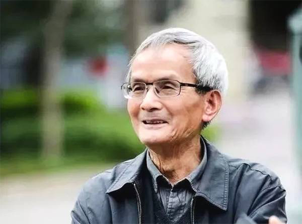 黃子平：文學批評界還缺乏對文本細膩解讀的意識