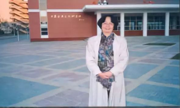 中國最后一位“穿裙子的士”，將在電影院與我們相遇