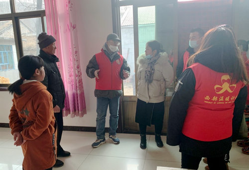 河北順平縣愛心助困公益行在大悲鄉舉行