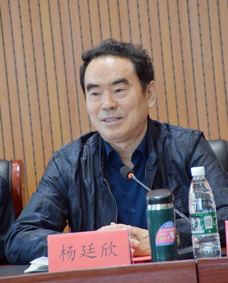 中國文藝名家“品讀大美贛鄱 放歌萬年石鎮”采風系列活動舉辦 中國文藝名家“品讀大美贛鄱 放歌萬年石鎮”采風系列活動舉辦