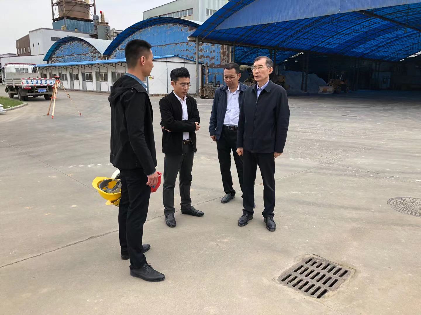山東昌邑市委黨校服務專員與企業“攀親” 山東昌邑市委黨校服務專員與企業“攀親”